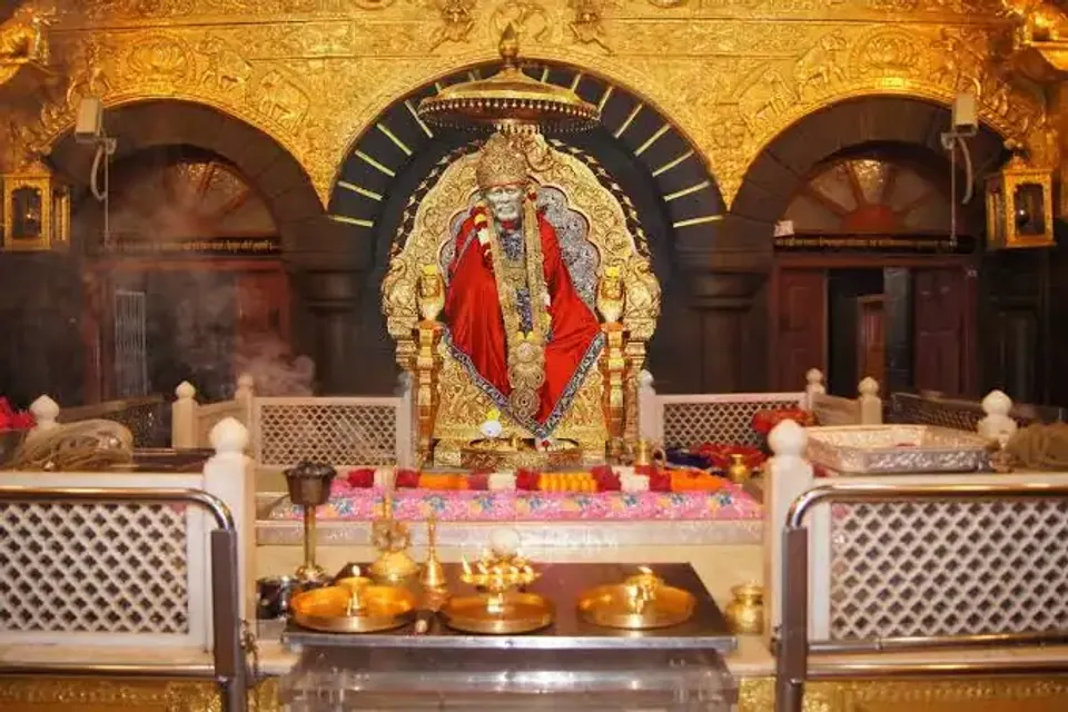 Shirdi destination reference for a group journey from Thane